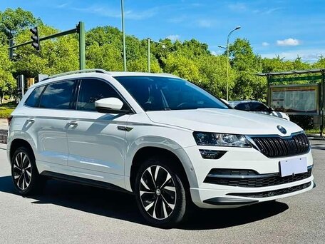 2023 Skoda Karoq I Рестайлинг, белый, 2130000 рублей, вид 3