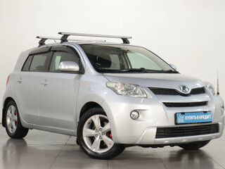 Toyota Ist II