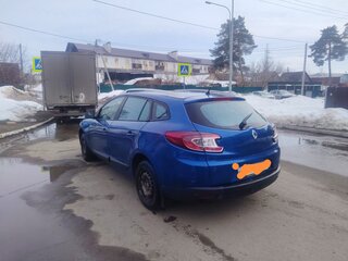 2010 Renault Megane III, синий, 500000 рублей, вид 3