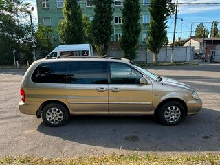 2005 Kia Carnival I Рестайлинг, бежевый, 680000 рублей, вид 4