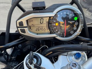 2012 Triumph Tiger 1200, серый, 720000 рублей, вид 3
