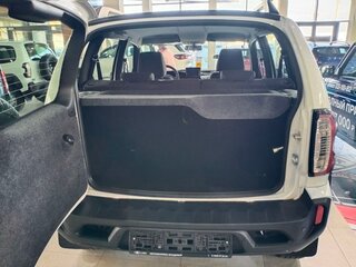 2026 Lada (ВАЗ) Niva Travel I Рестайлинг, белый, 1717000 рублей, вид 3