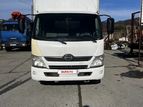 2013 Hino Series 300 (Dutro), белый, 1300000 рублей, вид 1