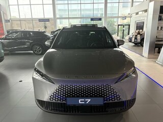 2026 Omoda C7, серебристый, 3499000 рублей, вид 2