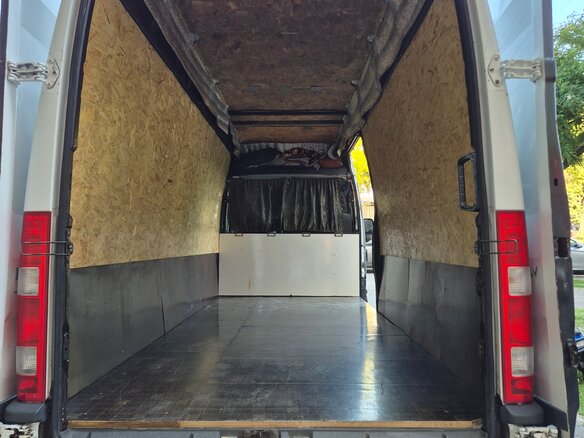 2007 Iveco Daily, белый, 1650000 рублей - вид 9