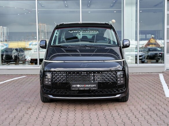 2025 Hyundai Staria I, чёрный - вид 1