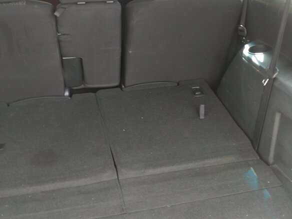 2011 Mazda Premacy III (CW), серебристый, 900000 рублей - вид 9