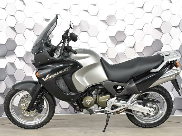 1999 Honda XL1000V Varadero, серебристый, 485000 рублей - вид 2