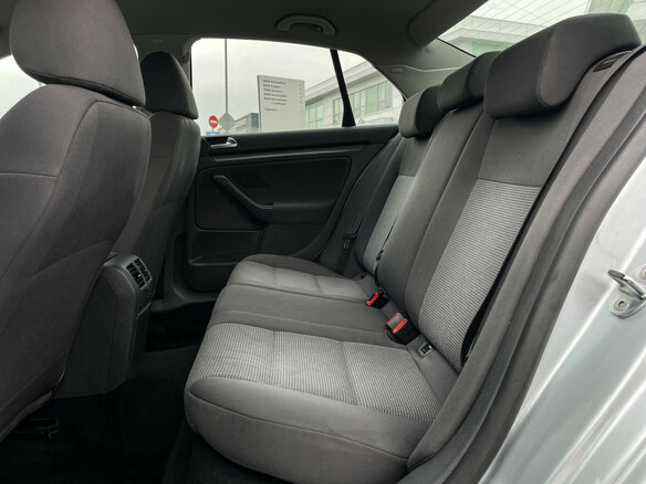 2008 Volkswagen Jetta V, серебристый, 467000 рублей - вид 9