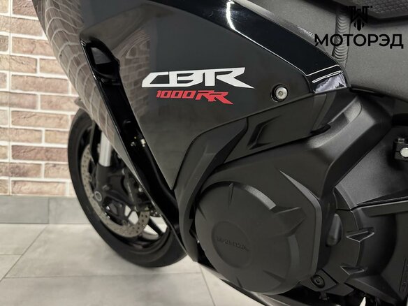 2014 Honda CBR 1000 RR/RA Fireblade, чёрный, 885000 рублей - вид 5