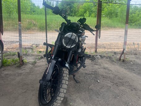 2023 Husqvarna Svartpilen 401, чёрный, 450000 рублей, вид 3