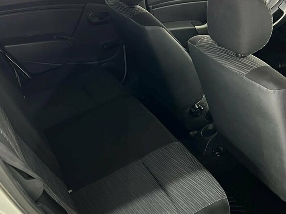 2014 Renault Sandero I, серебристый - вид 16
