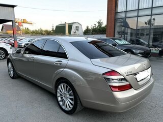 2005 Mercedes-Benz S-Класс 350 V (W221), золотистый, 1190000 рублей, вид 2