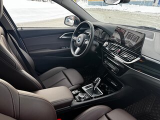 2022 BMW 1 серии 120i III (F52) Рестайлинг, белый, 1800000 рублей, вид 4