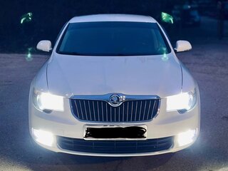 2012 Skoda Superb II, белый, 1300000 рублей, вид 3