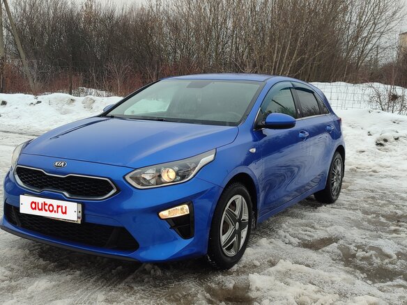 2018 Kia Ceed III, синий - вид 1