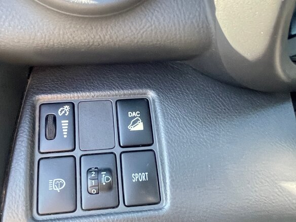 2011 Toyota RAV4 III (XA30) Рестайлинг, белый, 1175000 рублей - вид 12