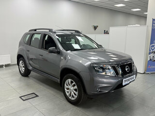 2017 Nissan Terrano III (D10), серый, 1370000 рублей, вид 3