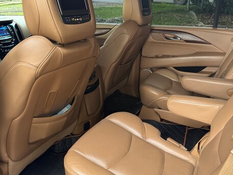 2016 Cadillac Escalade IV, чёрный, 4000000 рублей, вид 5