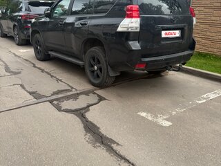 2011 Toyota Land Cruiser Prado 150 Series, чёрный, 2200000 рублей, вид 2