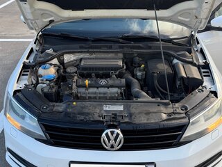2015 Volkswagen Jetta VI Рестайлинг, белый, 950000 рублей, вид 2