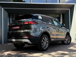2024 Geely Atlas Pro, серый, 2009900 рублей, вид 5