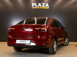 2021 Volkswagen Polo VI, красный, 1655000 рублей, вид 3