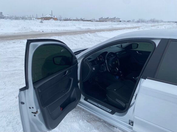 2015 Skoda Rapid I, серебристый - вид 12