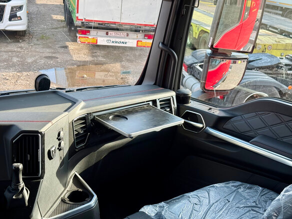 2026 Sinotruk Sitrak C7H, красный, 18498668 рублей - вид 21