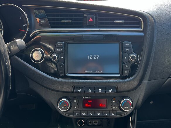 2015 Kia Ceed II Рестайлинг, серебристый, 1250000 рублей - вид 19