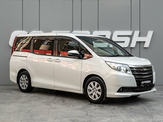 2015 Toyota Noah III (R80), белый, 1760000 рублей, вид 1