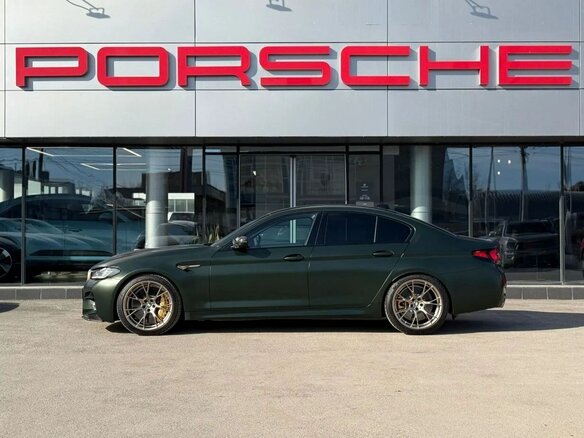 2022 BMW M5 CS VI (F90) Рестайлинг, зелёный - вид 4