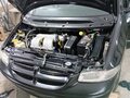 1998 Chrysler Voyager III, чёрный - вид 9
