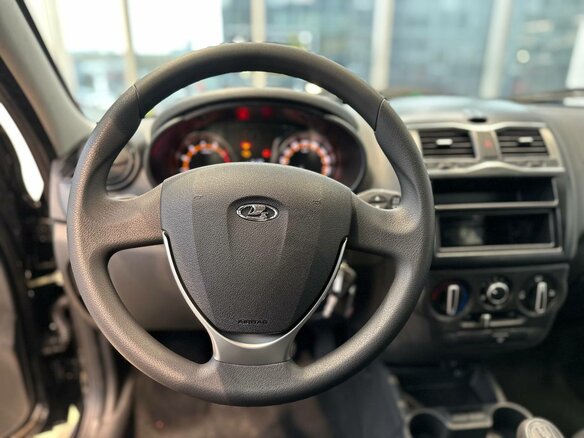 2026 Lada (ВАЗ) Granta I Рестайлинг, чёрный, 987000 рублей - вид 17