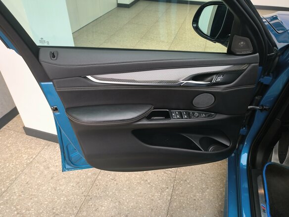 2018 BMW X6 30d II (F16), голубой, 4650000 рублей - вид 11