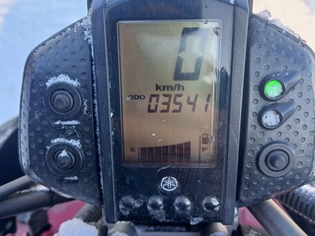 2011 Yamaha Venture, красный, 999999 рублей, вид 3