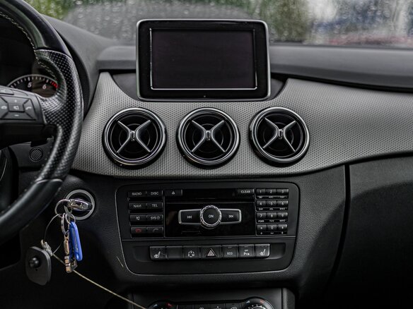 2014 Mercedes-Benz B-Класс 200 II (W246), белый - вид 8