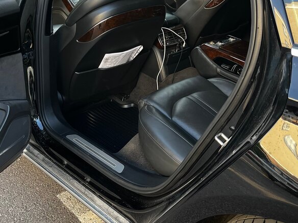 2014 Audi A8 Long III (D4) Рестайлинг, чёрный, 1950000 рублей - вид 11