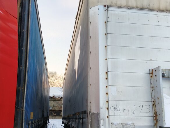2002 Schmitz Cargobull S01, серый, 750000 рублей - вид 2