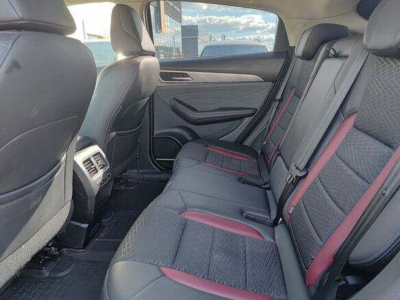 2023 Haval F7x I Рестайлинг, чёрный - вид 11