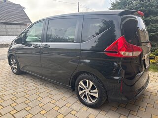 2019 Honda Freed II Рестайлинг, чёрный, 1660000 рублей, вид 3