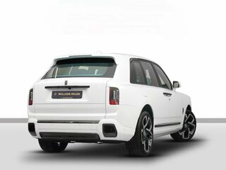 2026 Rolls-Royce Cullinan Black Badge I Рестайлинг (Series II), белый, 64500000 рублей, вид 2