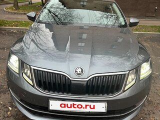 2020 Skoda Octavia III (A7) Рестайлинг, серый, 1900000 рублей, вид 4
