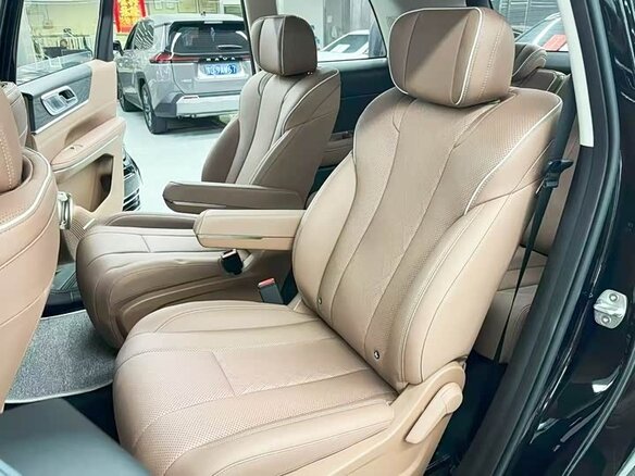 2026 Wuling Starlight L, чёрный, 4020000 рублей - вид 12