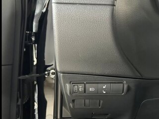 2024 Toyota Corolla Cross I, чёрный, 3120000 рублей, вид 4