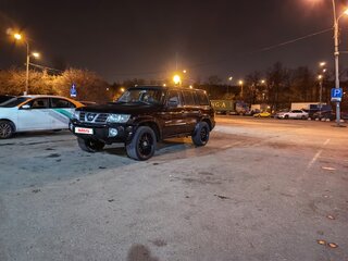 2003 Nissan Patrol V (Y61), чёрный, 900000 рублей, вид 5