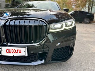 2020 BMW 7 серии 730d xDrive VI (G11/G12) Рестайлинг, чёрный, 8500000 рублей, вид 4