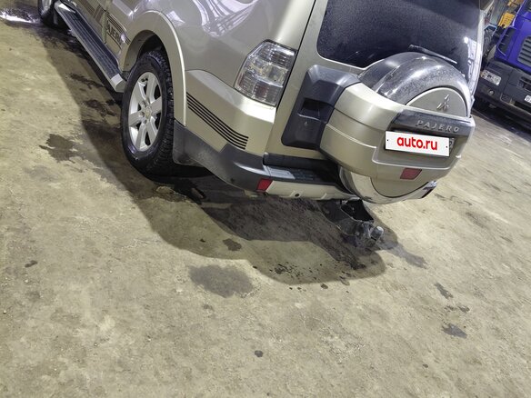 2008 Mitsubishi Pajero IV, бежевый, 1620000 рублей - вид 20