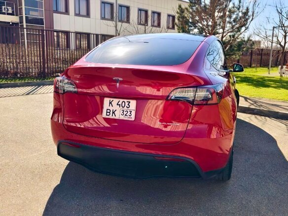2021 Tesla Model Y Long Range Dual Motor I, красный, 4190000 рублей - вид 5
