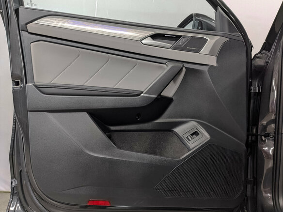 2023 Volkswagen Tayron I Рестайлинг, чёрный - вид 18